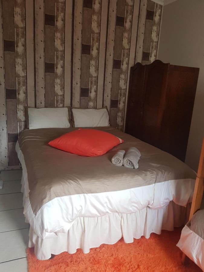Keedols Inn & Backpackers Κνύσνα Εξωτερικό φωτογραφία