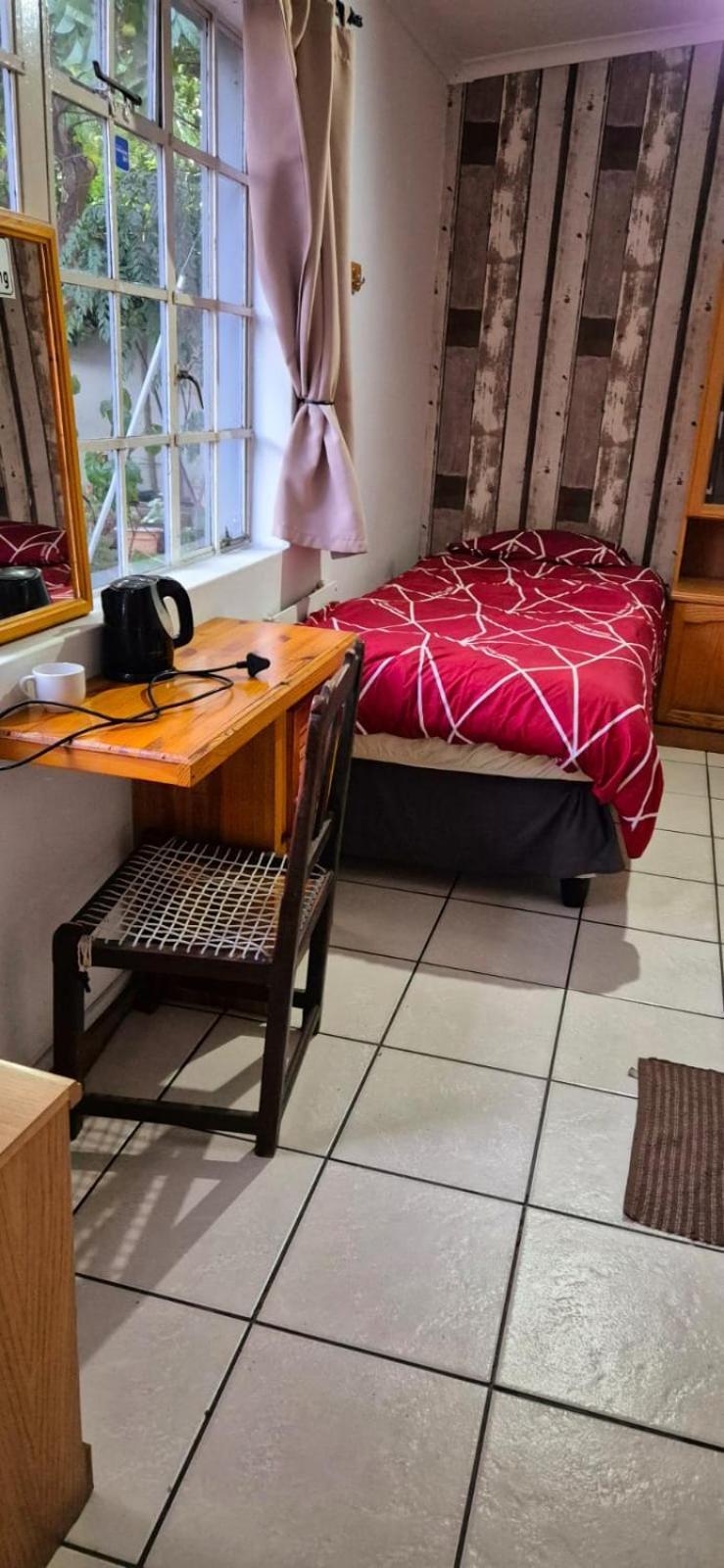 Keedols Inn & Backpackers Κνύσνα Εξωτερικό φωτογραφία