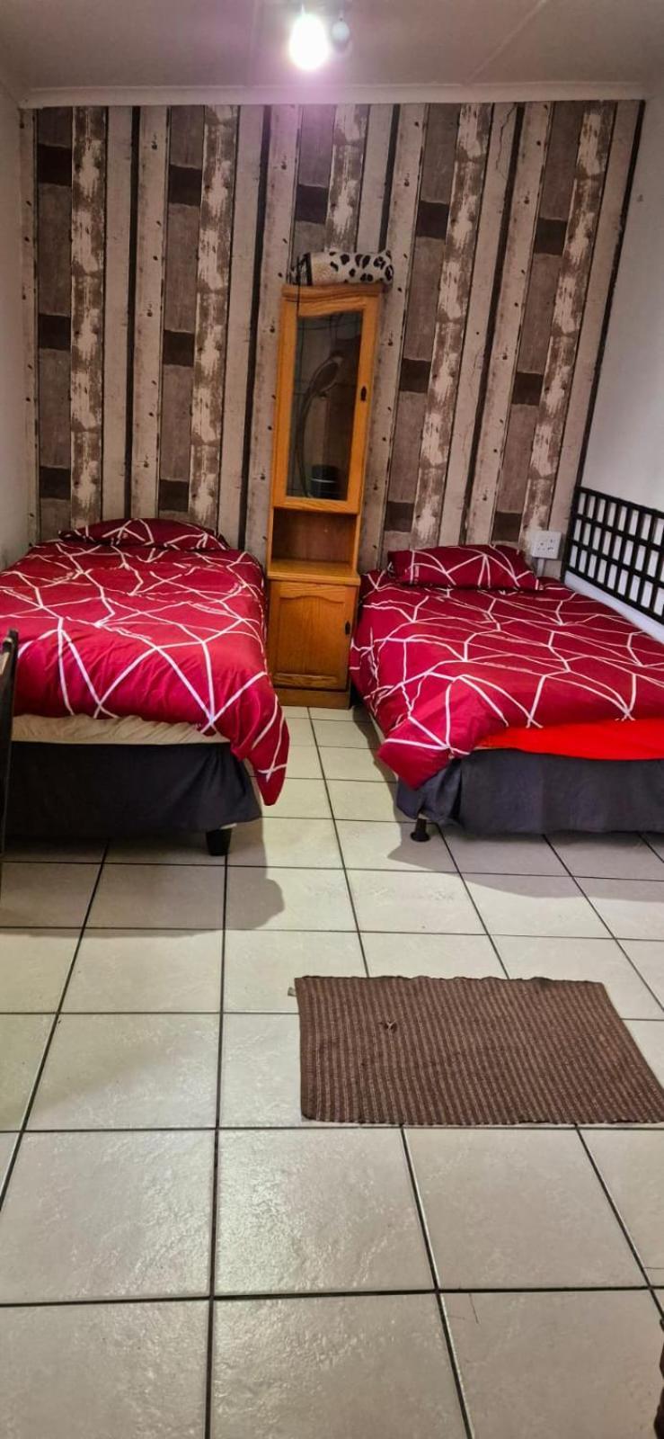 Keedols Inn & Backpackers Κνύσνα Εξωτερικό φωτογραφία